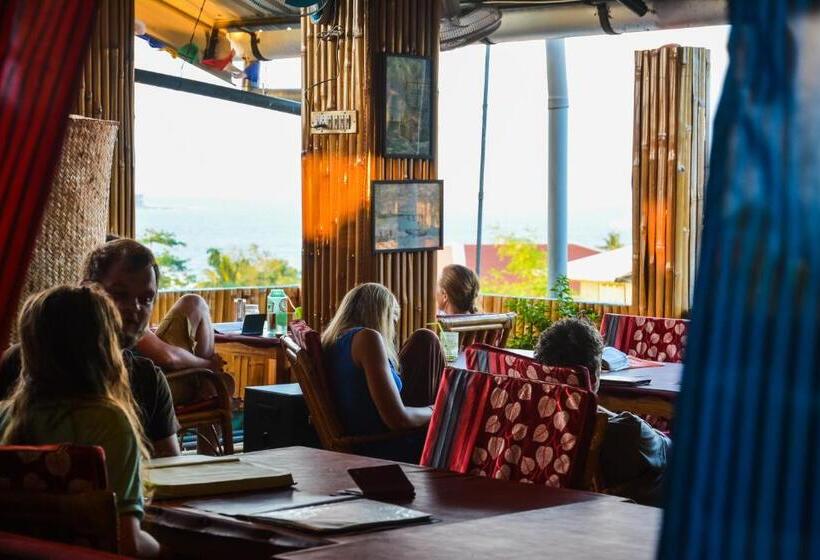 ホテル Lalaji Bayview