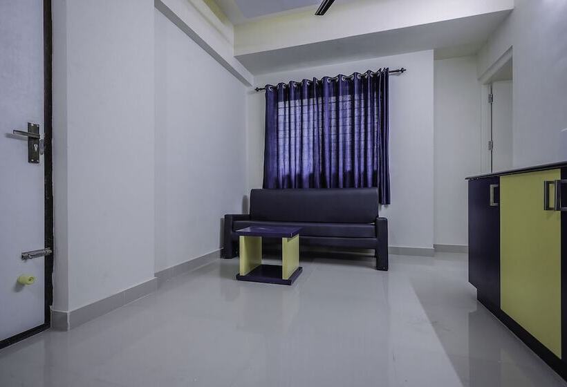 호텔 Oyo 15825 Blue Berry Apartments