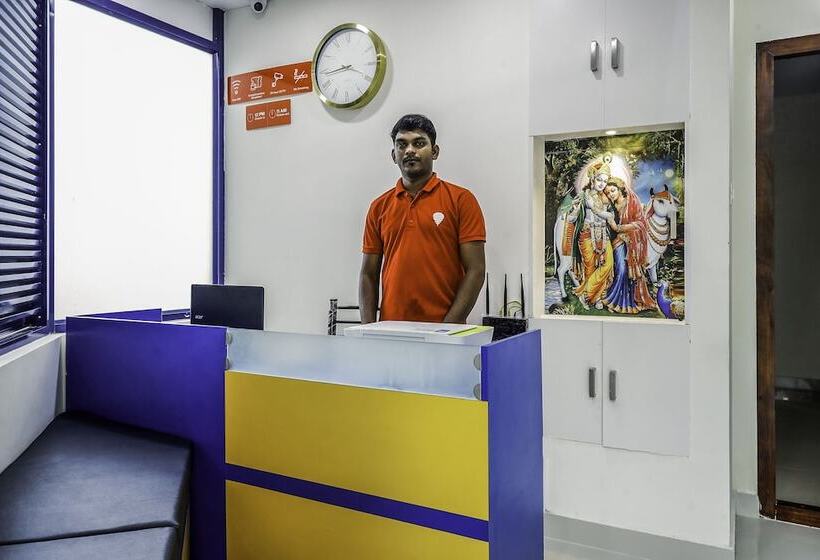 호텔 Oyo 15825 Blue Berry Apartments