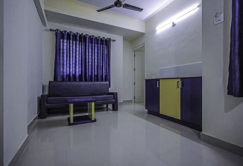 호텔 Oyo 15825 Blue Berry Apartments