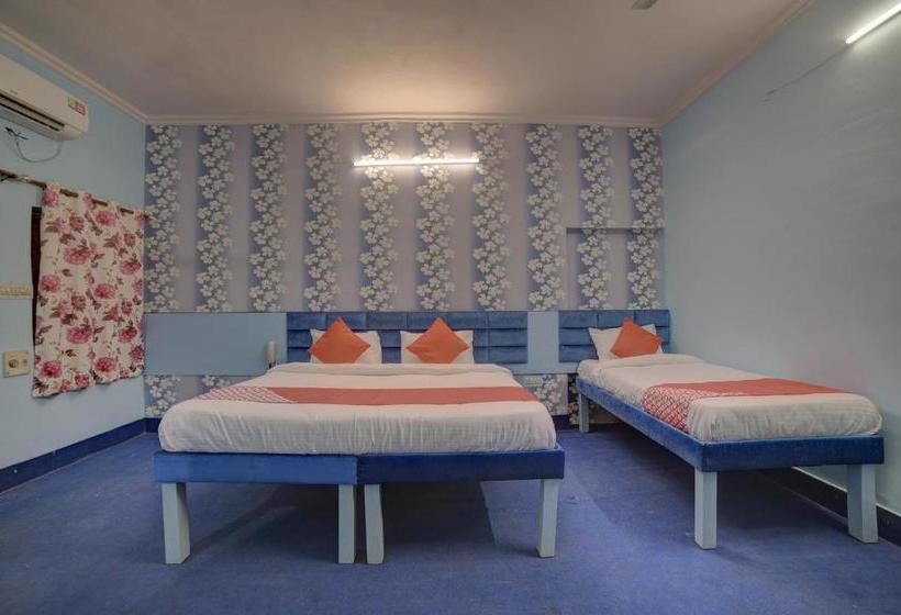 فندق Oyo 28453 Meenu Inn