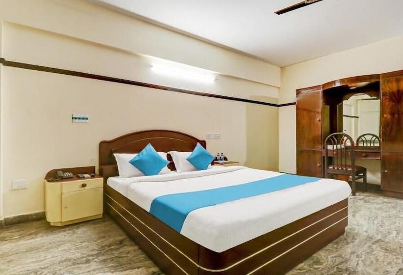 فندق O East Nada Formerly Rvees Regency