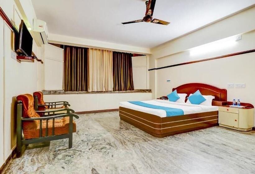 فندق O East Nada Formerly Rvees Regency