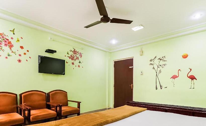 فندق Akhil Residency