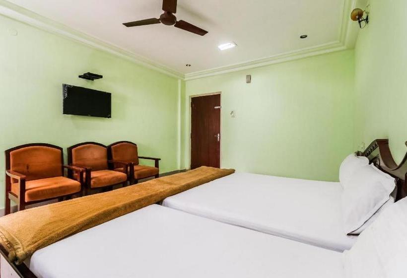 فندق Akhil Residency