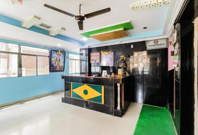 فندق Akhil Residency