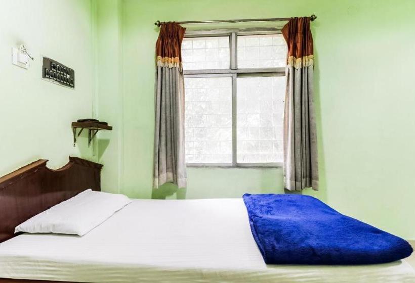 فندق Akhil Residency