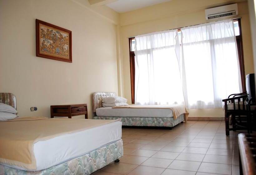 فندق Warna Kedaton  And Meeting