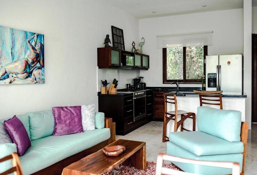 Mak Nuk Village   Clothing Optional