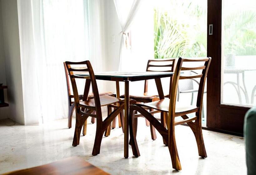 Mak Nuk Village   Clothing Optional