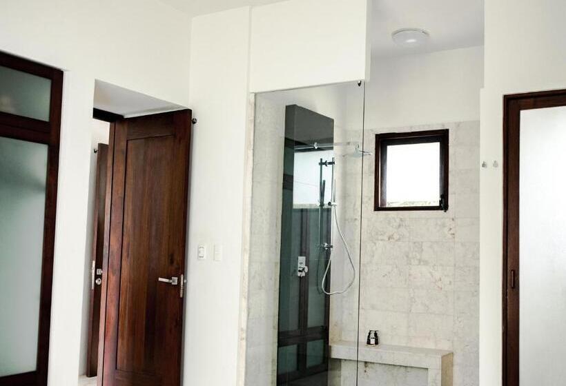 Mak Nuk Village   Clothing Optional