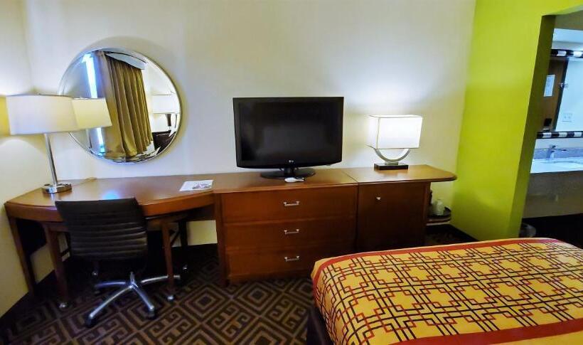 汽车旅馆  Travel Inn And Suites  Sikeston Miner I 55 Exit 67