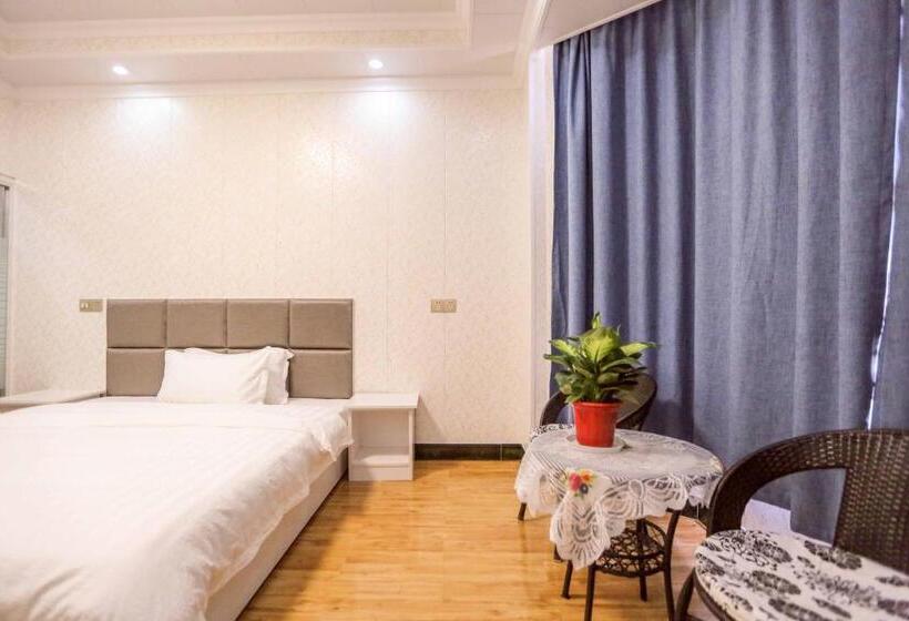 Nanjing Lafei Hotel Lukou Airport Branch