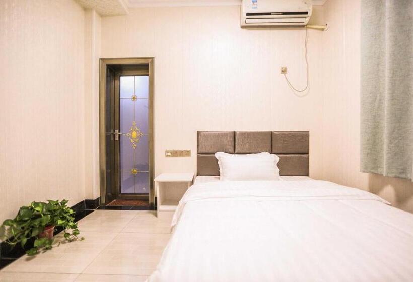 Nanjing Lafei Hotel Lukou Airport Branch