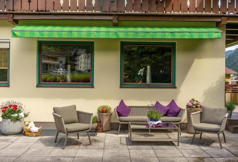 پانسیون Gästehaus Hornegger