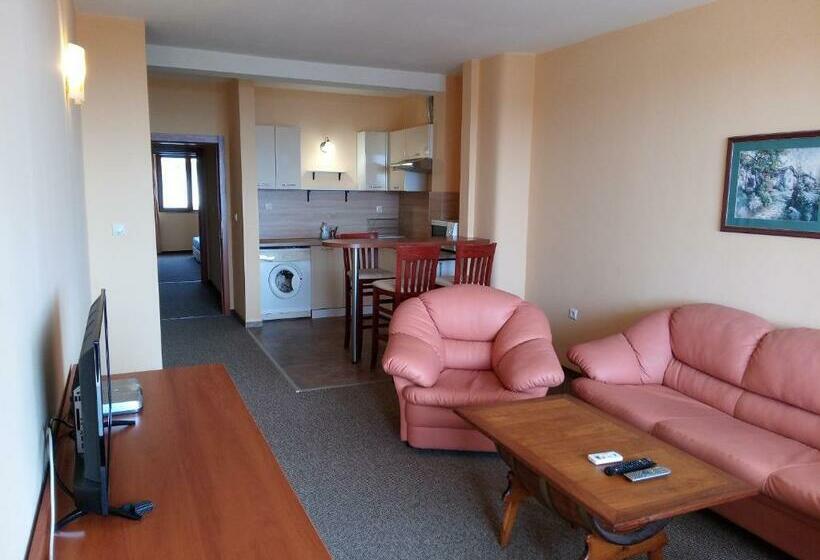 פנסיון St. George Guest House