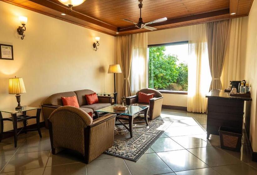 منتجع Aahana The Corbett Wilderness