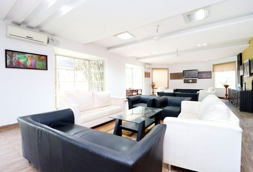 منتجع Capital O 3864 Master Farm