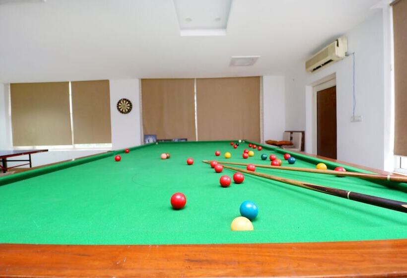 منتجع Capital O 3864 Master Farm