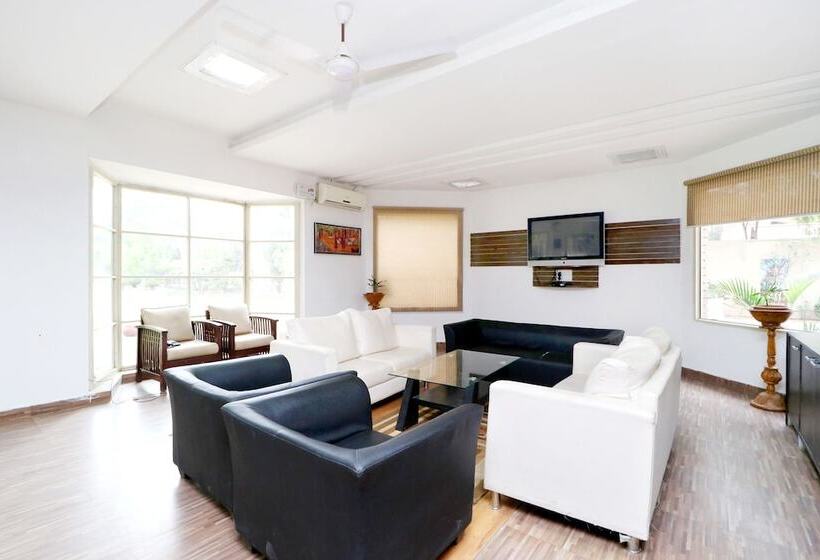 منتجع Capital O 3864 Master Farm