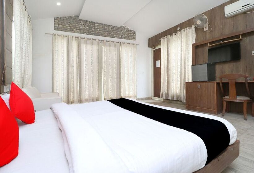 منتجع Capital O 3864 Master Farm