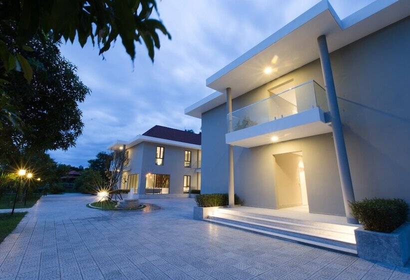 استراحتگاه Thanh Tan Hot Springs By Fusion