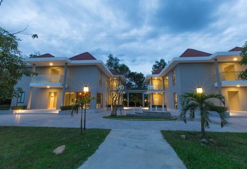 استراحتگاه Thanh Tan Hot Springs By Fusion