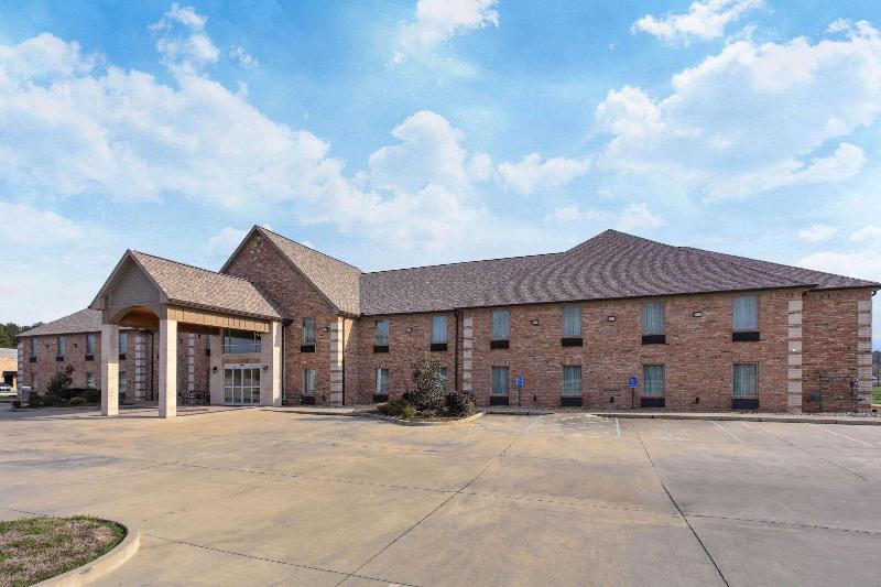 בית מלון כפרי Days Inn & Suites By Wyndham Florence/jackson Area