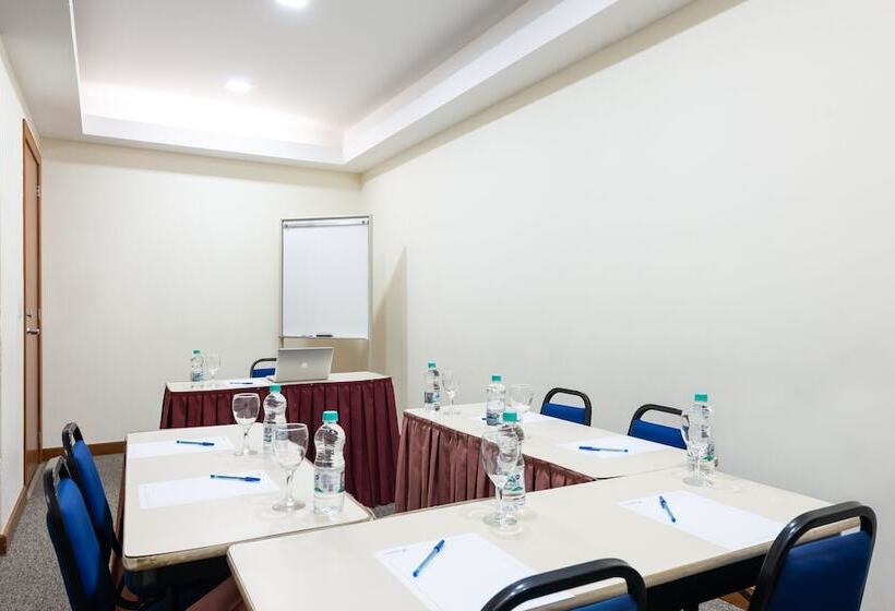 酒店 Slaviero Vitória