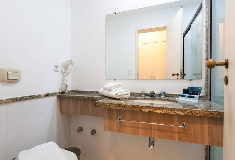 酒店 Slaviero Vitória