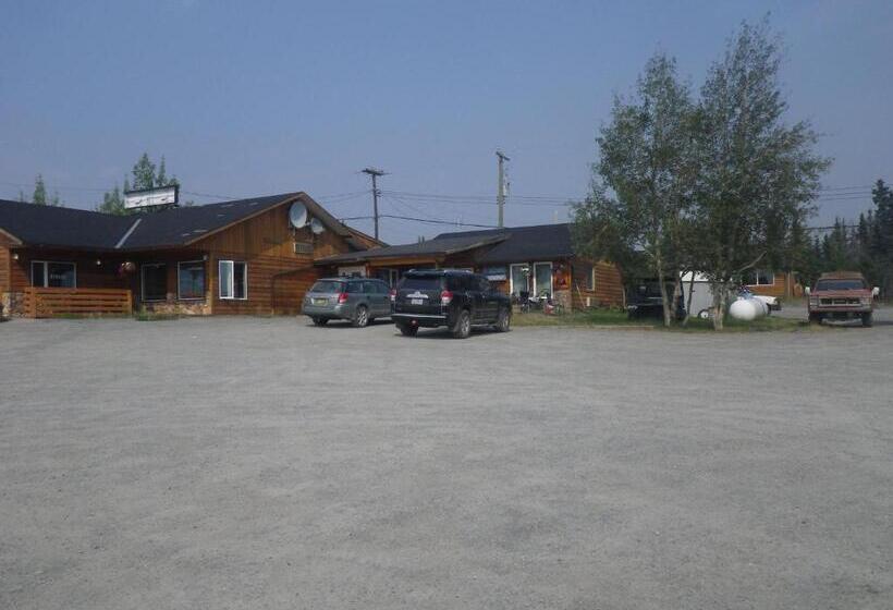 فندق على الطريق Alcan Motor Inn