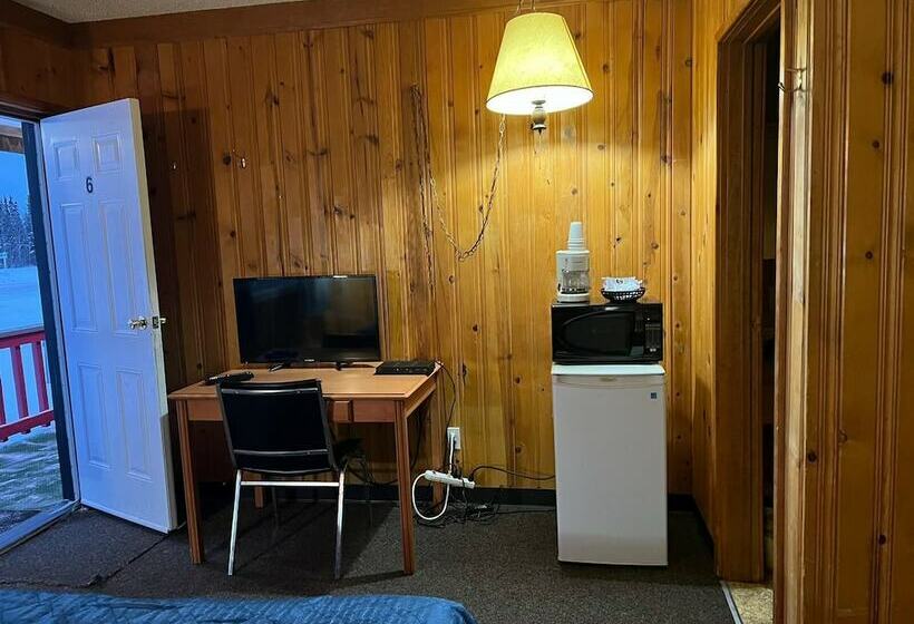 فندق على الطريق Glacier View Inn