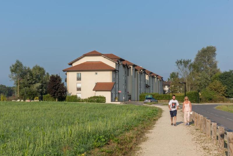 Grand Geneve Residence Excellior