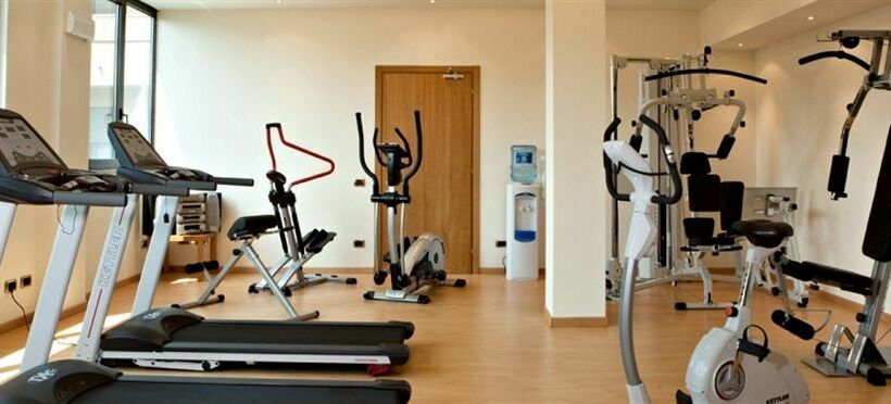 هتل Unaway & Residence Linea Uno Milano