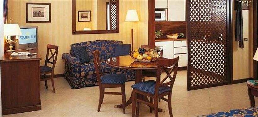 هتل Unaway & Residence Linea Uno Milano