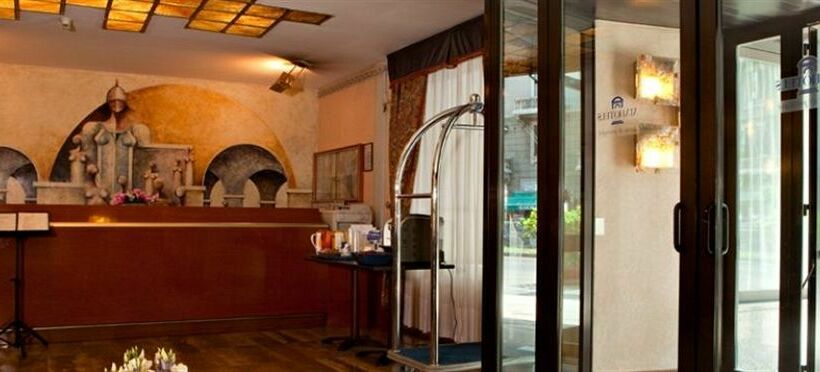 هتل Unaway & Residence Linea Uno Milano