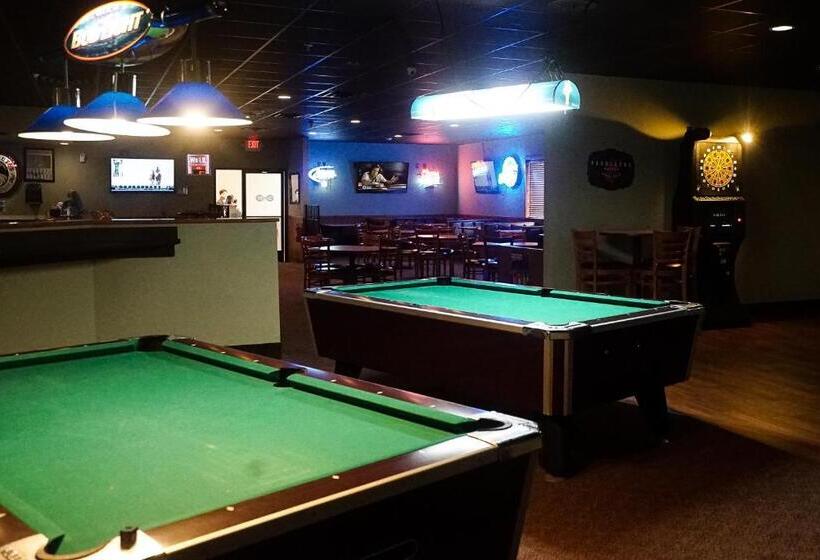 Boarders Inn & Suites By Cobblestone Hotels   Grand Island