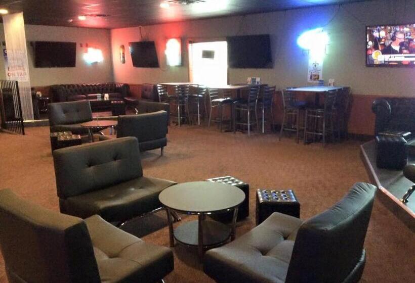 Boarders Inn & Suites By Cobblestone Hotels   Grand Island