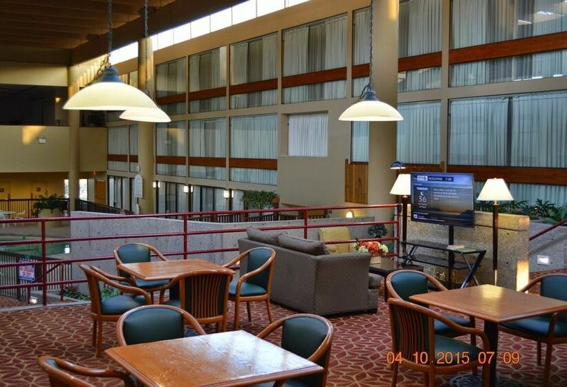 Clarion Hotel Muscatine