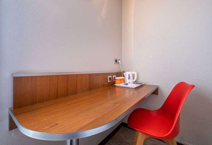 Comfort Hotel Linas   Montlhery