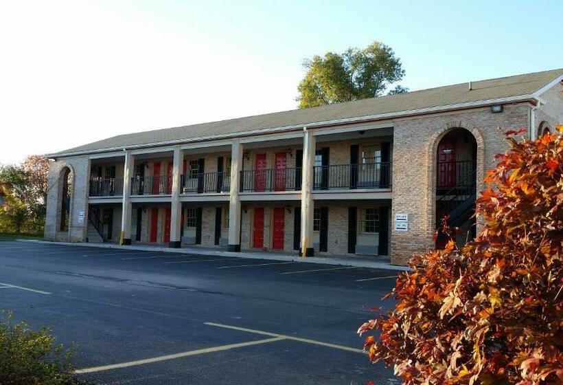 ホテル Hanover  & Banquet Center