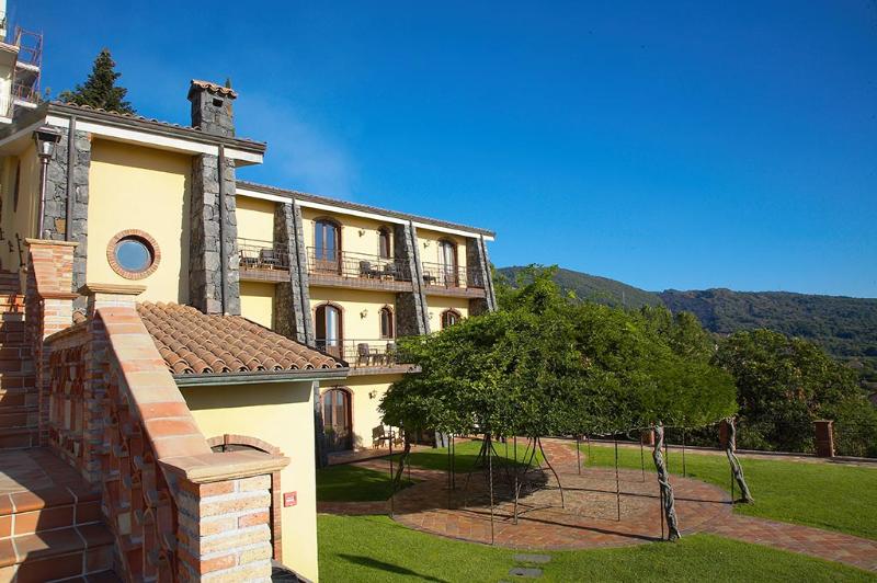 בית מלון כפרי Airone Wellness