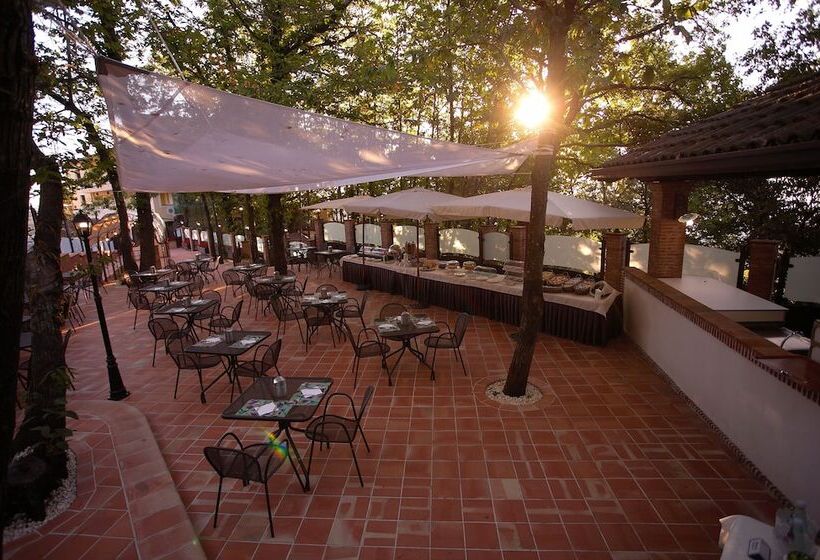 בית מלון כפרי Airone Wellness