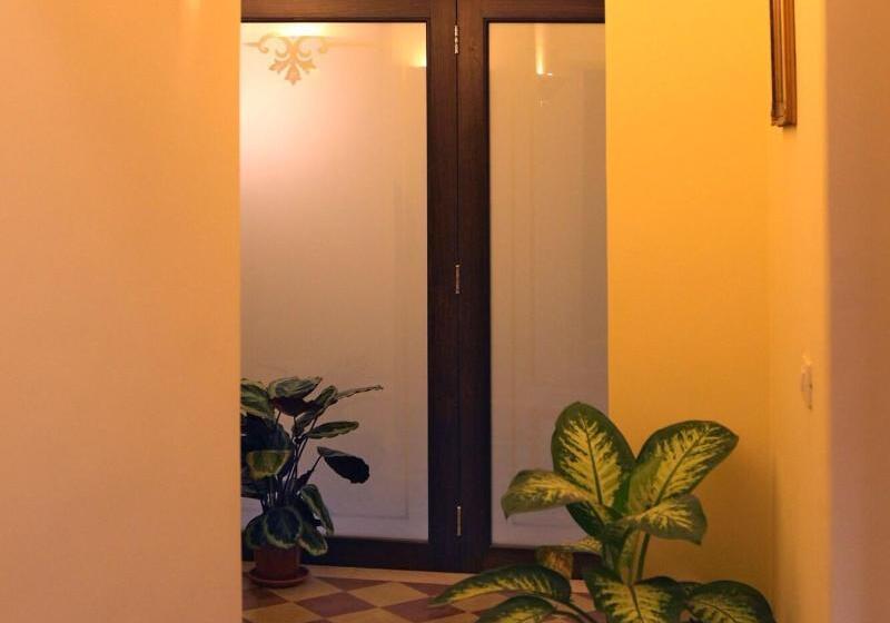 هتل Al Duomo Inn