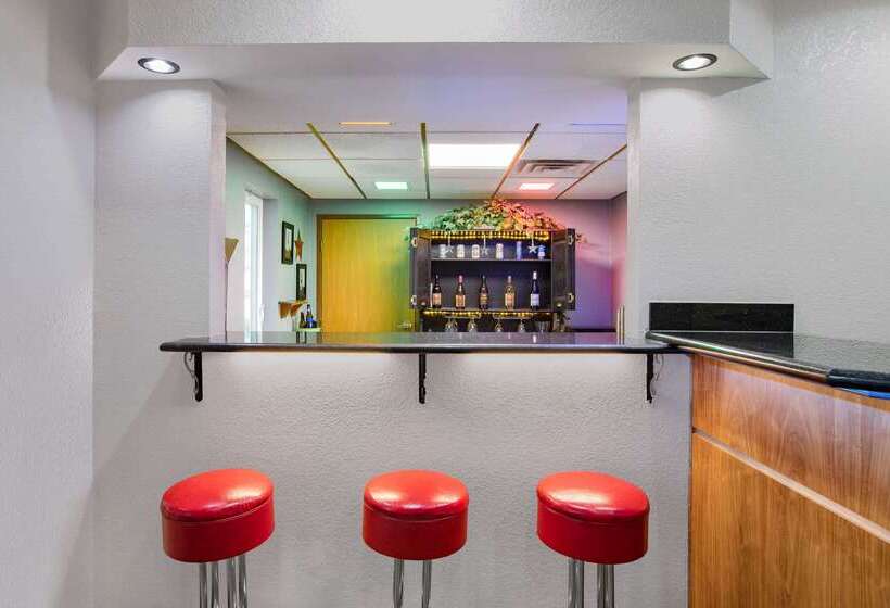 호텔 Americinn By Wyndham Pella