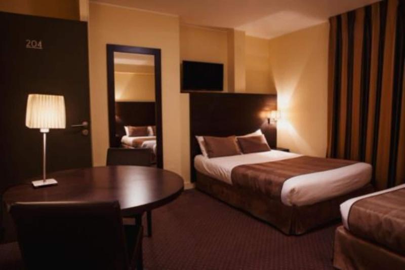 בית מלון כפרי Astrid Caen Centre