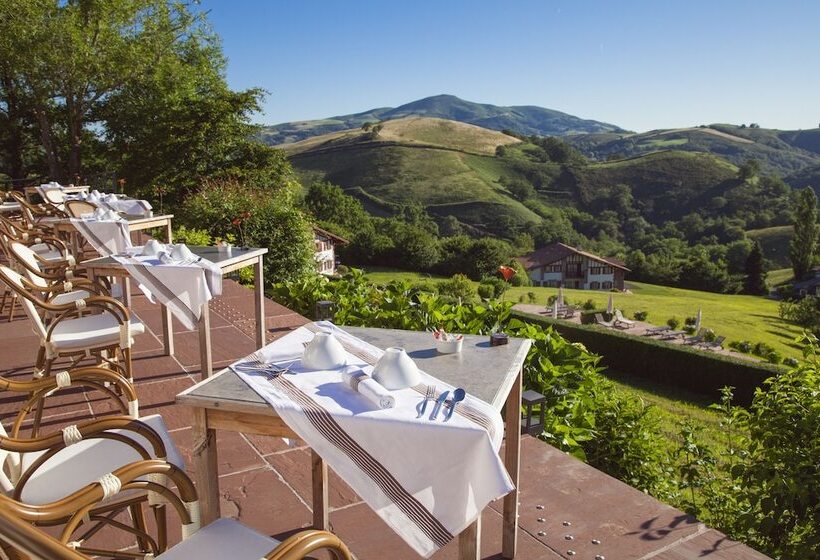 ホテル Auberge Ostapé