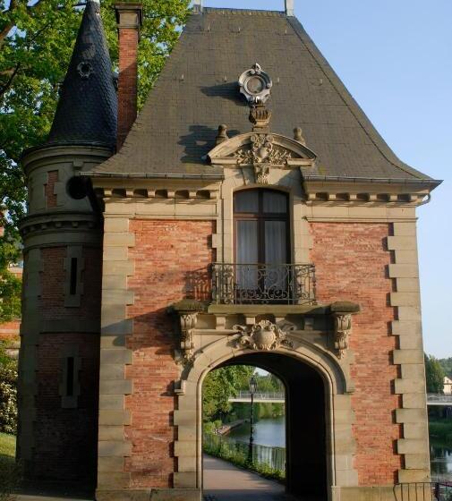 ホテル Auberge Saint Walfrid Hôtel Restaurant & Spa