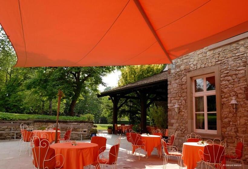 ホテル Auberge Saint Walfrid Hôtel Restaurant & Spa