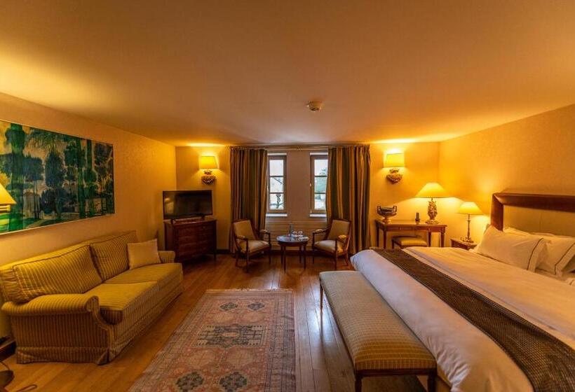 ホテル Auberge Saint Walfrid Hôtel Restaurant & Spa